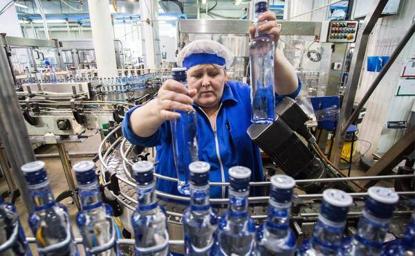 
                    В России сменился крупнейший производитель водки

                