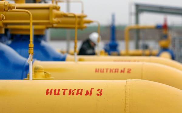 
                    «Газпром» отверг данные о задержке Минском платы за газ из-за курса рубля

                