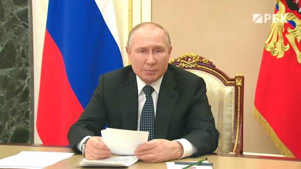 
                    Путин предложил снизить ставку по льготной ипотеке до 9%
                    
                